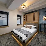 The Wayfarer Downtown La, Tapestry Collection By Hilton